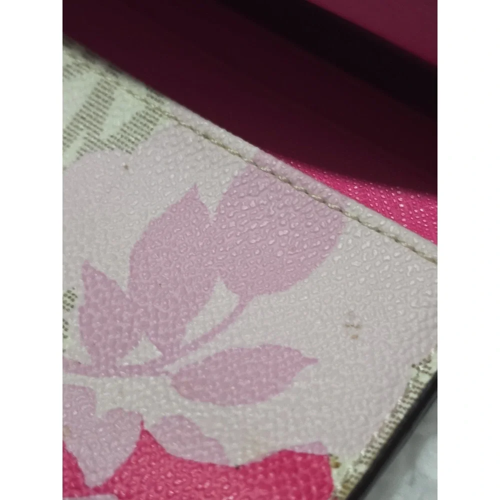 Michael Kors Pa-1711 S18 Mk Signature Floral Pattern Long Wallet